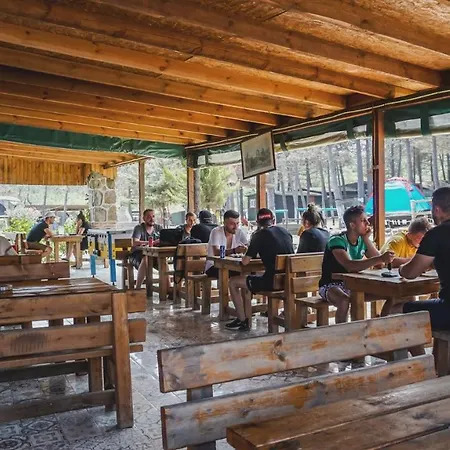 Hobbit Evi Campsite